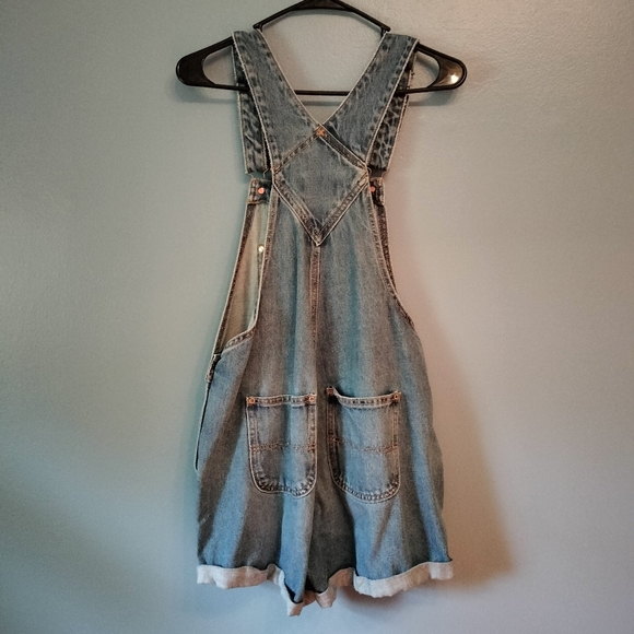 Old Navy Denim Shortails Size Small - Picture 3 of 3